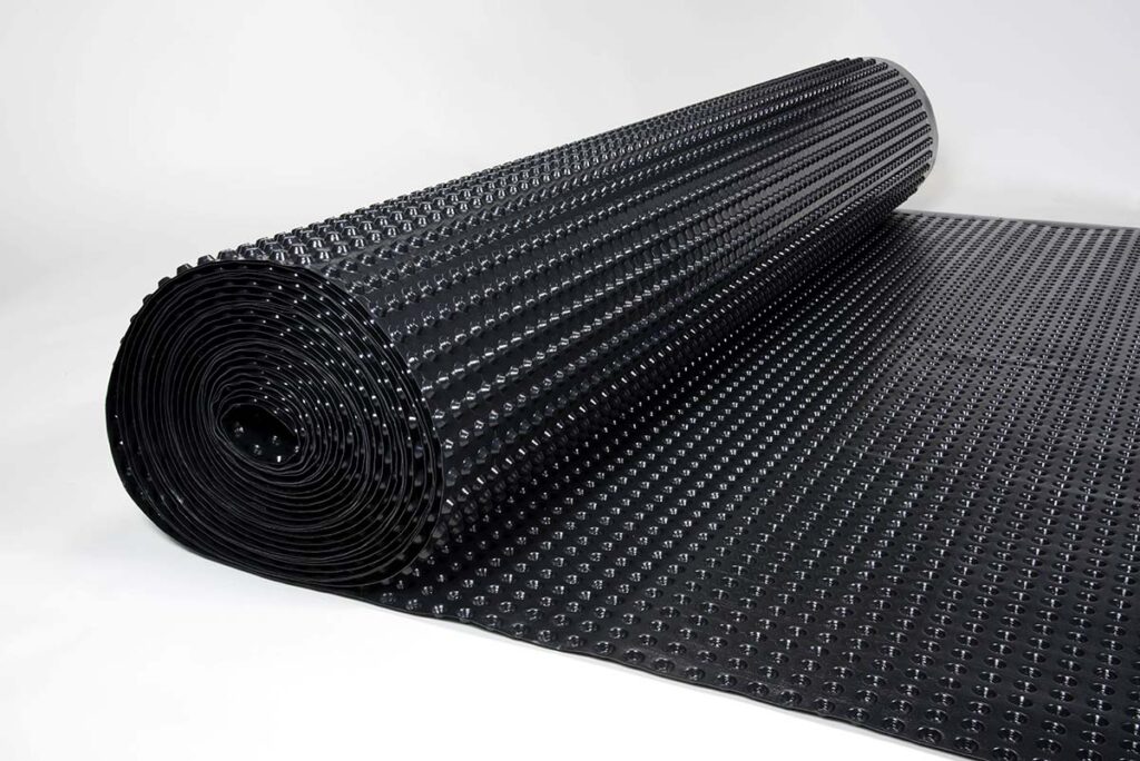 black drainage matting